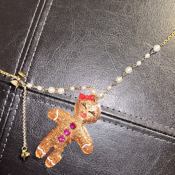 Betsey Johnson Bite Outta Betsey - Picture 6 of 6